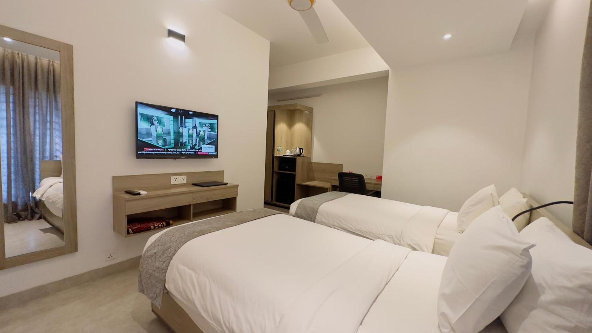 Priyo Nibash Stylish Residential Hotel Dhaka Buitenkant foto