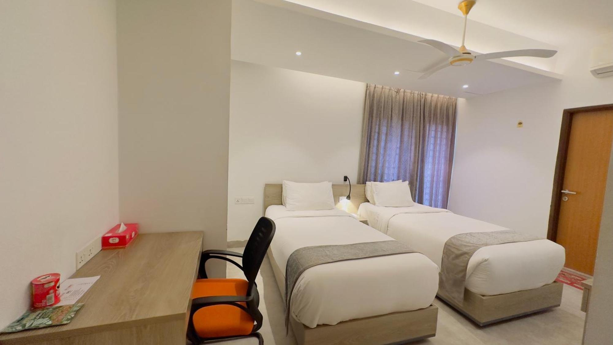 Priyo Nibash Stylish Residential Hotel Dhaka Buitenkant foto