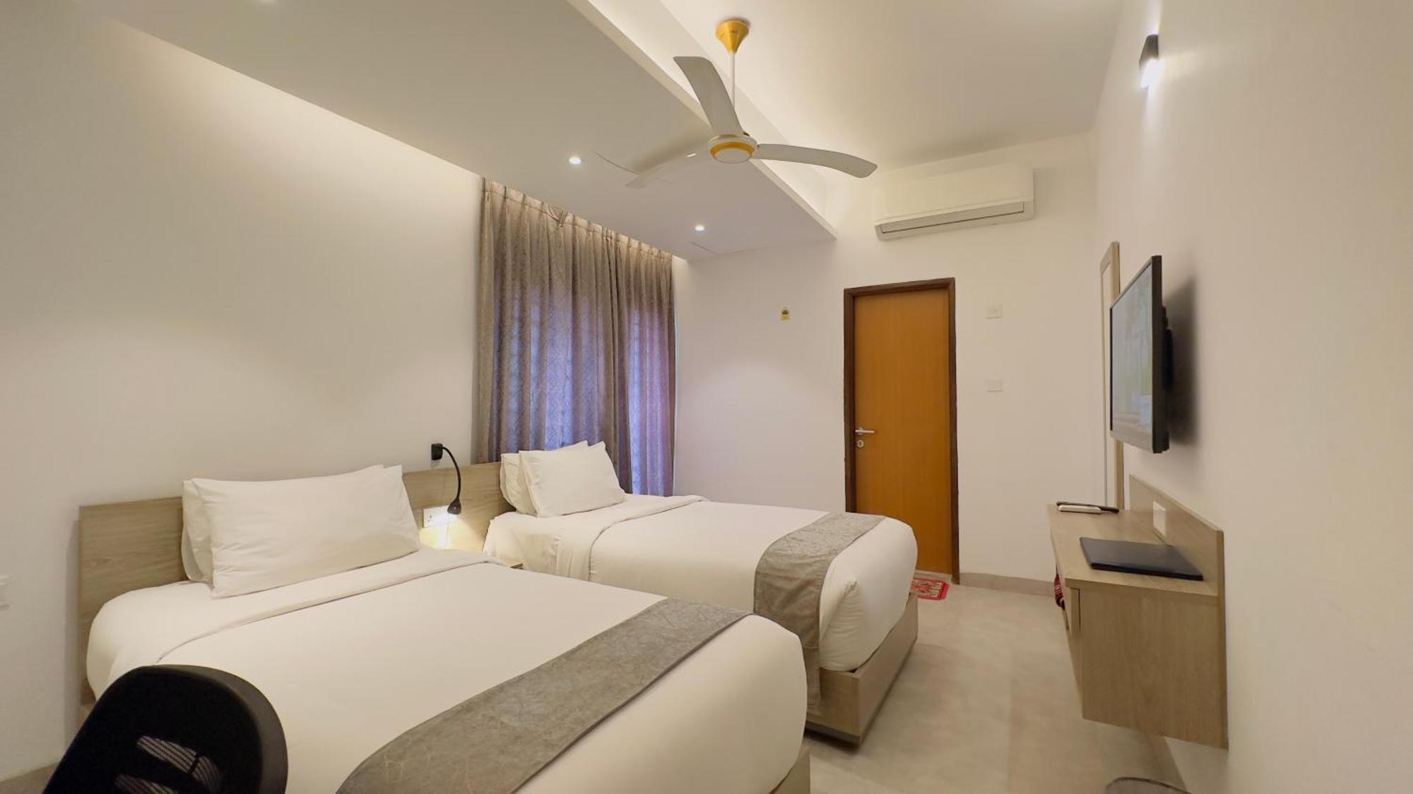 Priyo Nibash Stylish Residential Hotel Dhaka Buitenkant foto