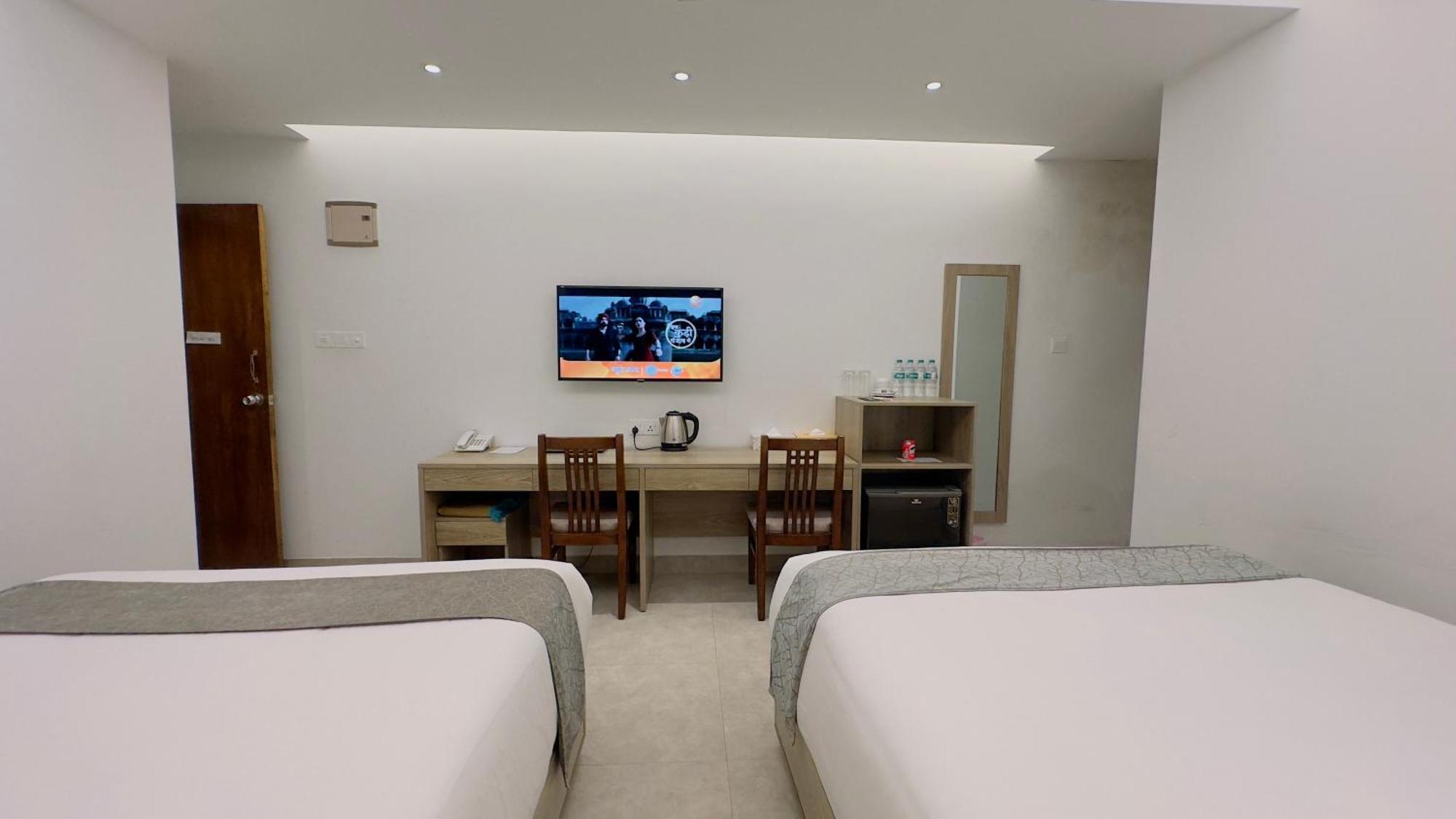 Priyo Nibash Stylish Residential Hotel Dhaka Buitenkant foto