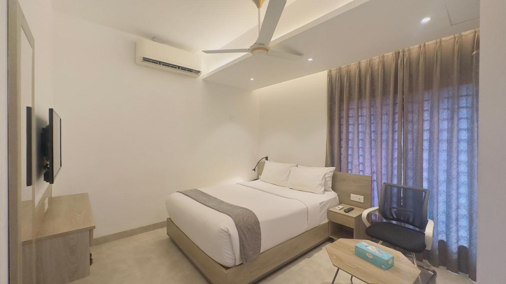 Priyo Nibash Stylish Residential Hotel Dhaka Buitenkant foto