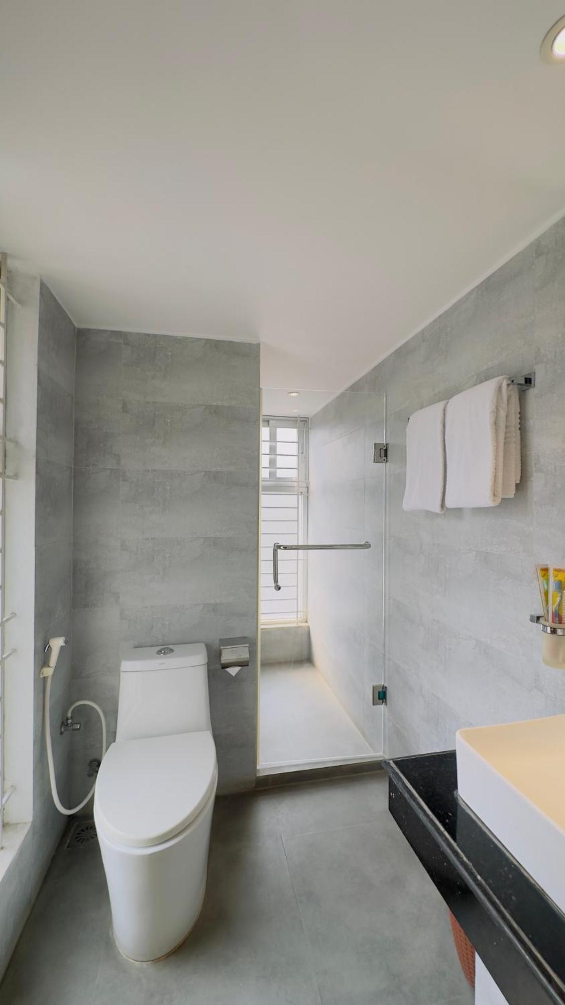 Priyo Nibash Stylish Residential Hotel Dhaka Buitenkant foto